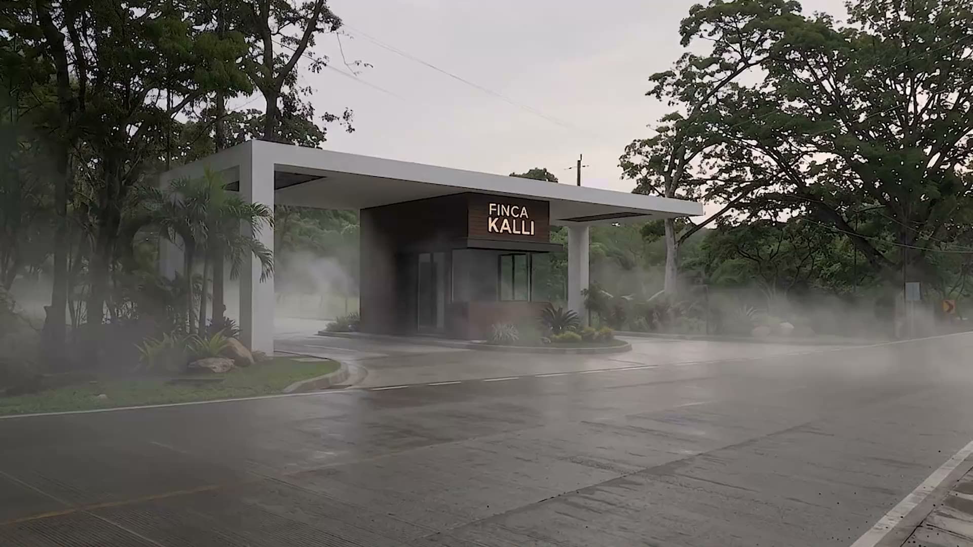 Garita de acceso de Finca Kalli entre la neblina de la Reserva Natural El Tisey